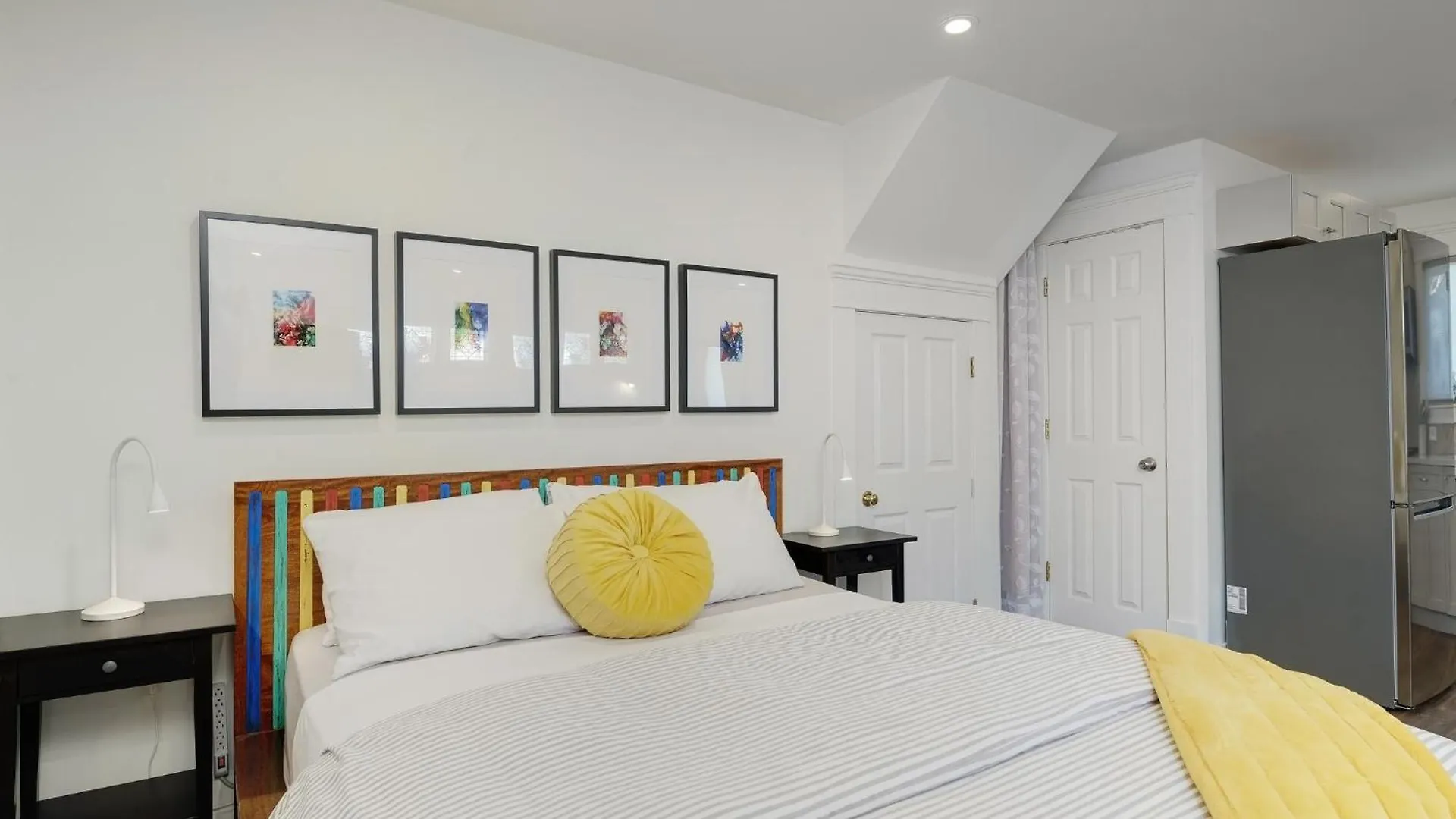Apartment Fairfield Estate Coach House - 30 Day Stay By Victoria Prime Canada